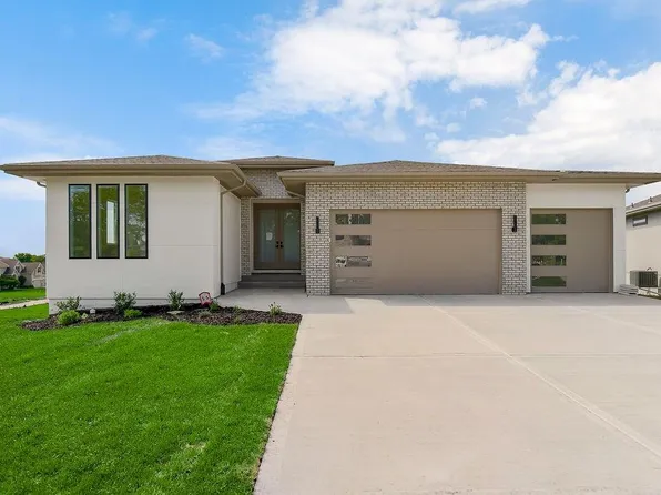 4217 NW 77th Ter, Kansas City, MO 64151