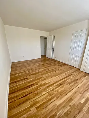 Sold by Remax Edge | media 8