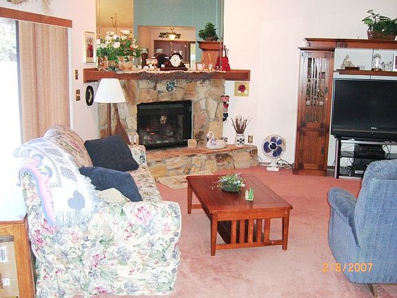 Cozy Fireplace