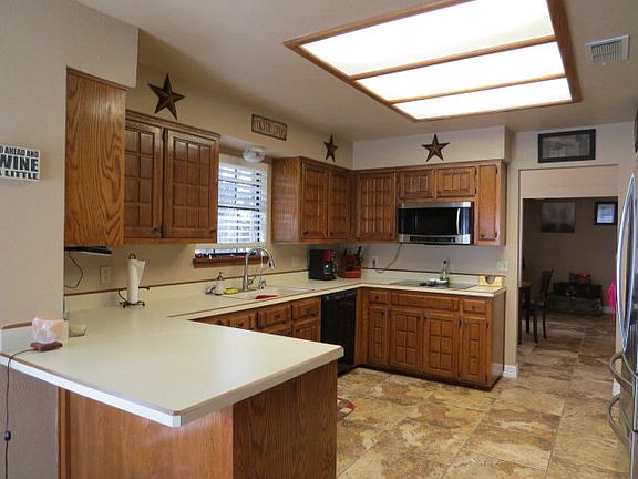 5th image of 5010 Sherwood Dr