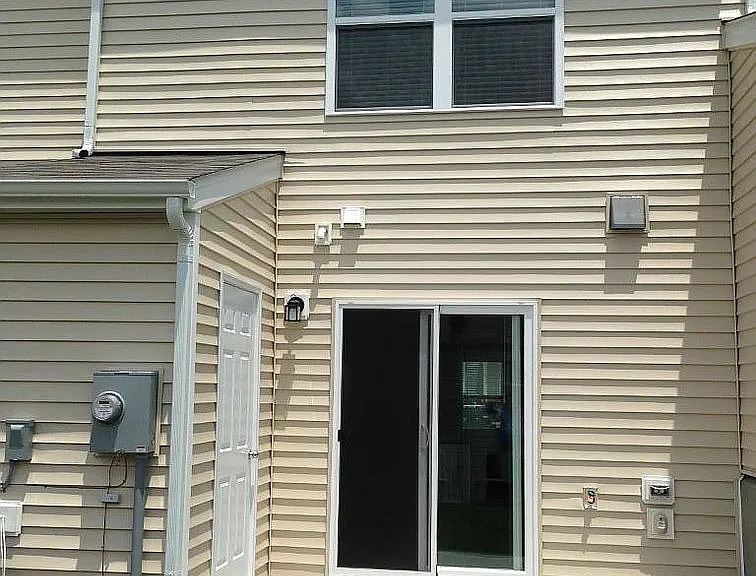 4017 Swinton St — Photo 23