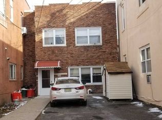 233 Cliff St, Cliffside Park, NJ 07010