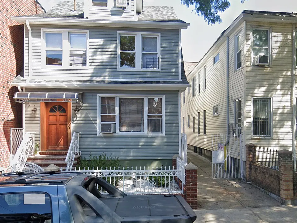 41-39 Benham St #1