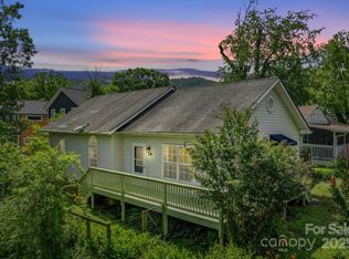 19 Busbee View Rd, Asheville, NC 28803