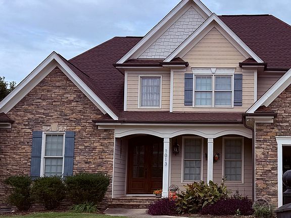2nd image of 1013 Black River Dr