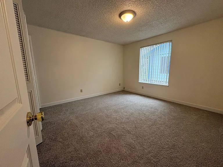 #270 WINDSOR ISLAND ESTATES — Photo 29