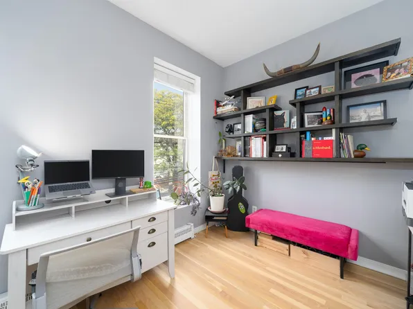 201 Pavonia Avenue image 15 of 21