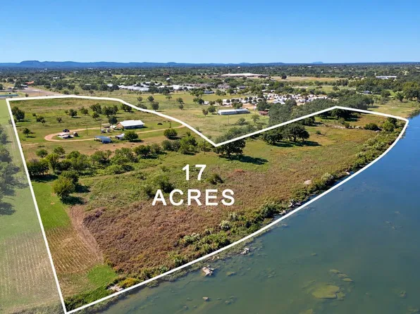 1701 W RR 152, Llano, TX 78643