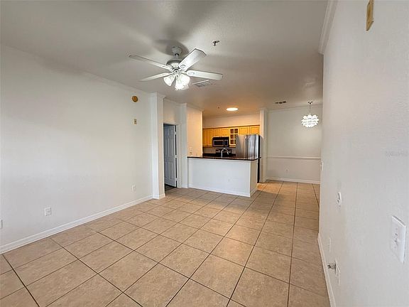 4th image of 3611 Conroy Rd APT 825