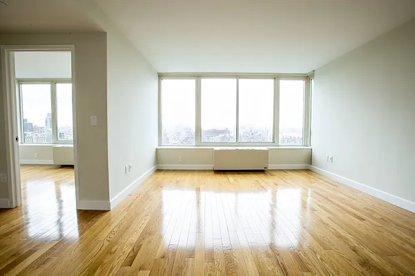 Rented by Stonehenge NYC LLC | media 28