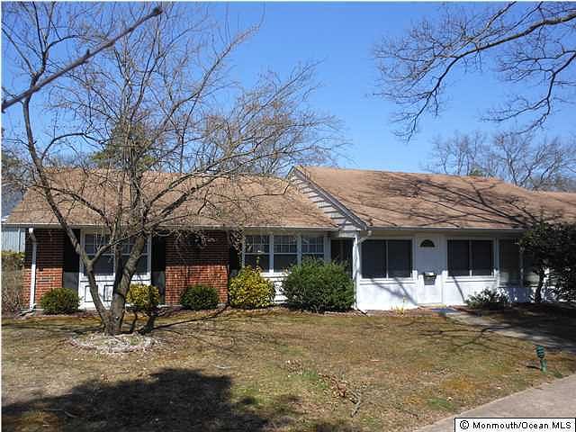 1st image of 483 Thornbury Court #A