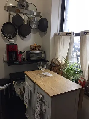 Rented by Dynamik Realty | media 32