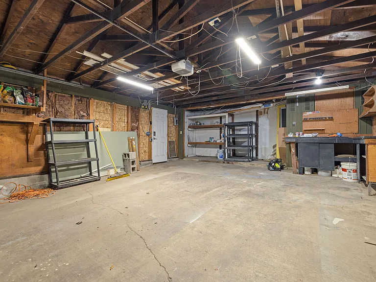 7401 SE 83rd Ave — Photo 32