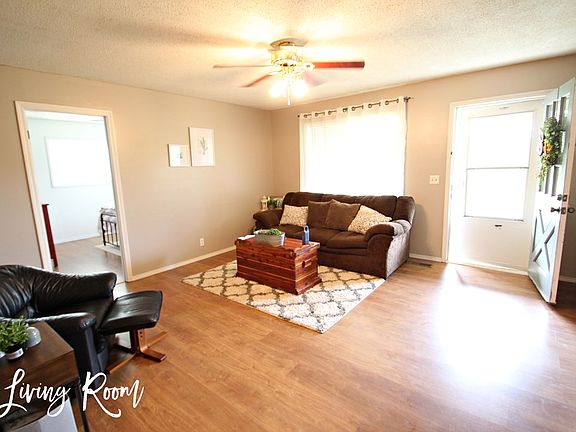 5th image of 273 Yellow Wood Ln