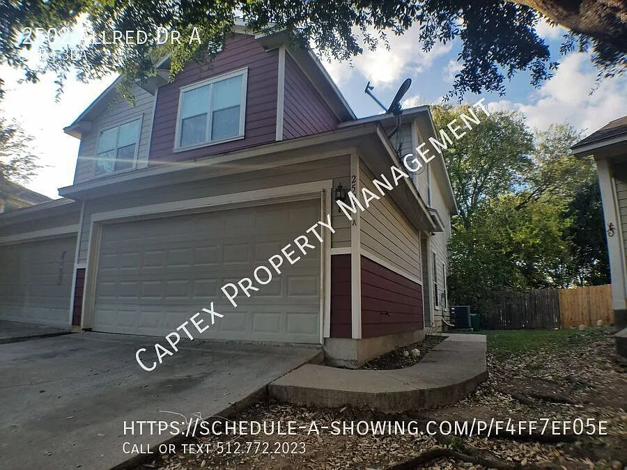 South Austin 3 bed 2.5 bath Slaughter and Manchaca Large Duplex. New Paint New Flooring No Carpet... — Photo 2