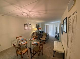 649 Tamiami Trl S APT 112, Venice, FL 34285