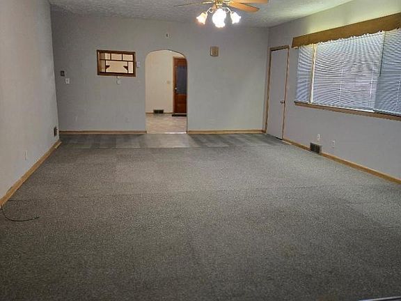 5th image of 1320 Lincoln St