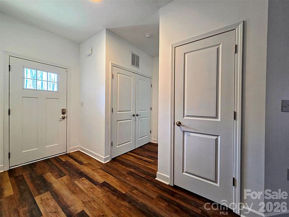 3rd image of 1124 Cleveland Ave