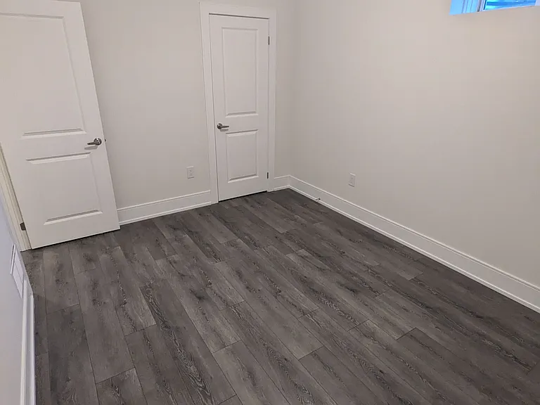 193 Rowe St #BASEMENT — Photo 3