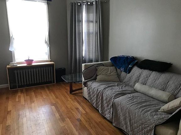 Living Room 3