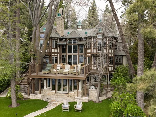 28089 Point Hamiltair Ln, Lake Arrowhead, CA 92352