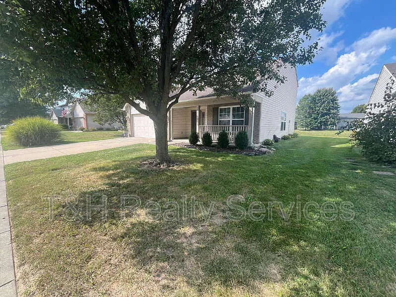 3 bed, 2.5 bath, 1984 sqft, $1,900 — Photo 4