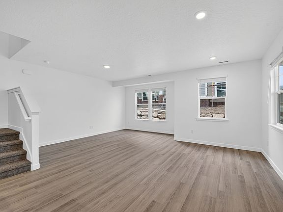 5th image of 6691 W Pine Trail Ln