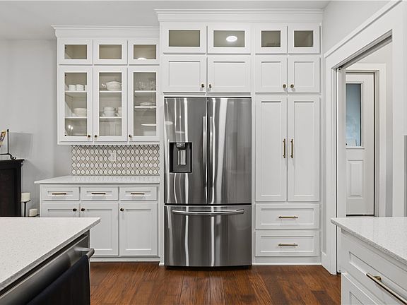 5th image of 3 Harrington Ln
