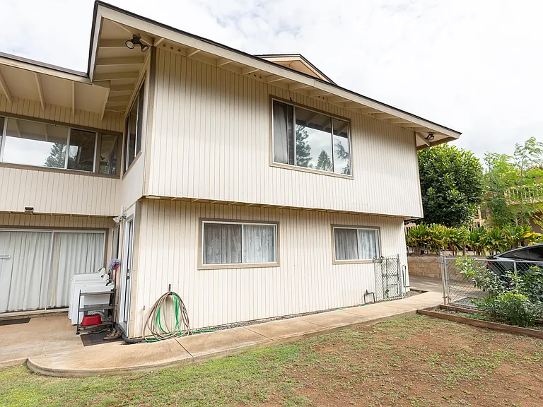2762 Iolani St — Photo 13