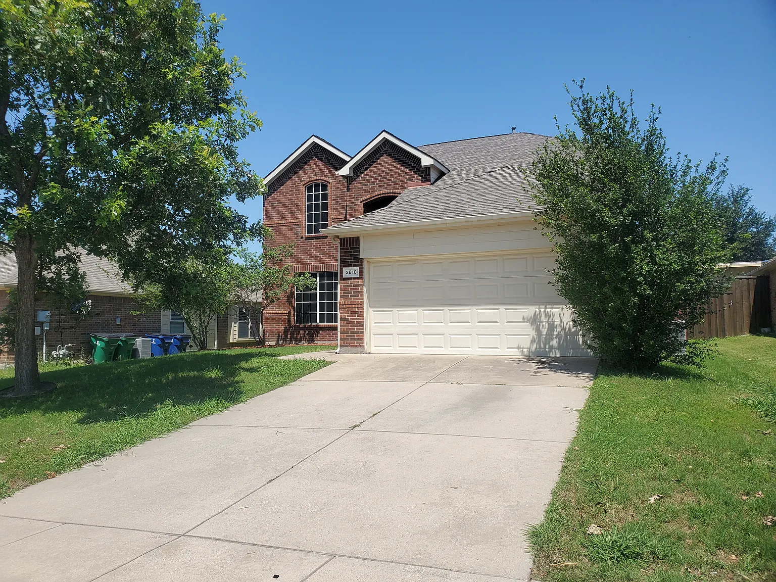 4 bed, 2.5 bath, 2674 sqft, $2,645 — Photo 3