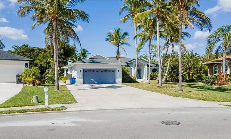 8898 Bracken Way — Photo 35