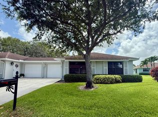 9890 Pecan Tree Drive #B, Boynton Beach, FL 33436