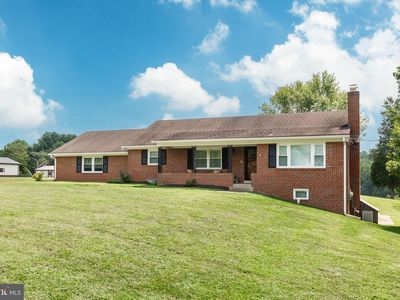 18017 Muncaster Rd, Derwood, MD, 20855