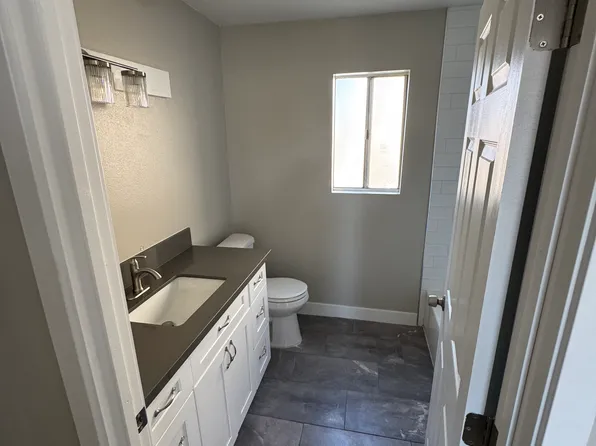 (undisclosed Address), Rialto, CA 92376