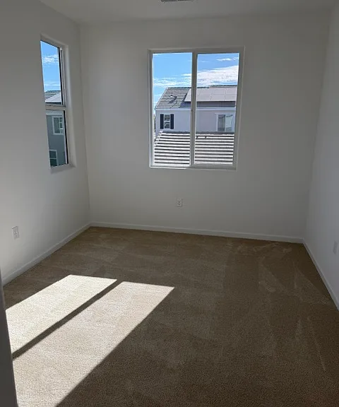 3194 Summit Dr — Photo 11