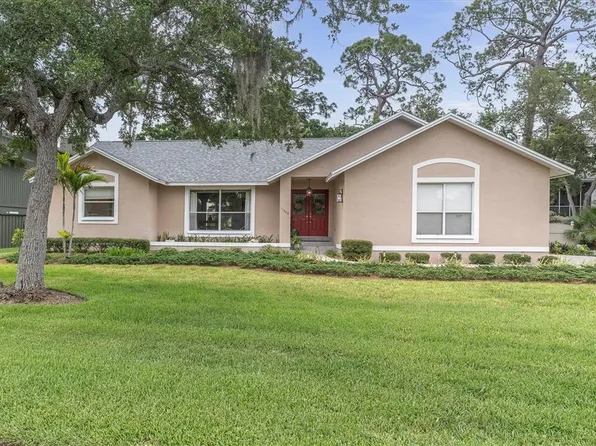 11566 Pine St, Seminole, FL 33772