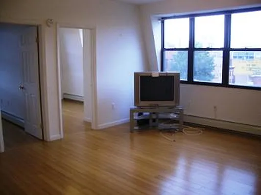 Rented by Corcoran | media 35