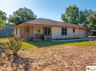 815 N Erskine St, Seguin, TX 78155