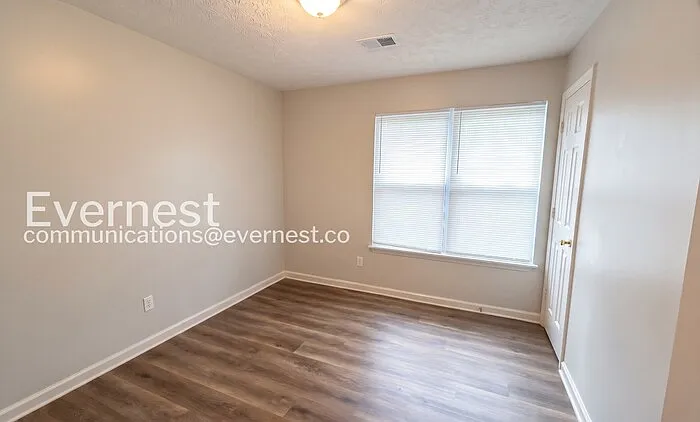 506 Chestnut Ln — Photo 13