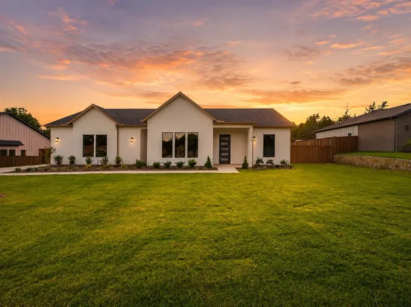 2626 Bainbridge Dr, Dallas, TX 75237