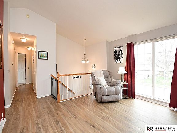 3rd image of 17106 Taylor St