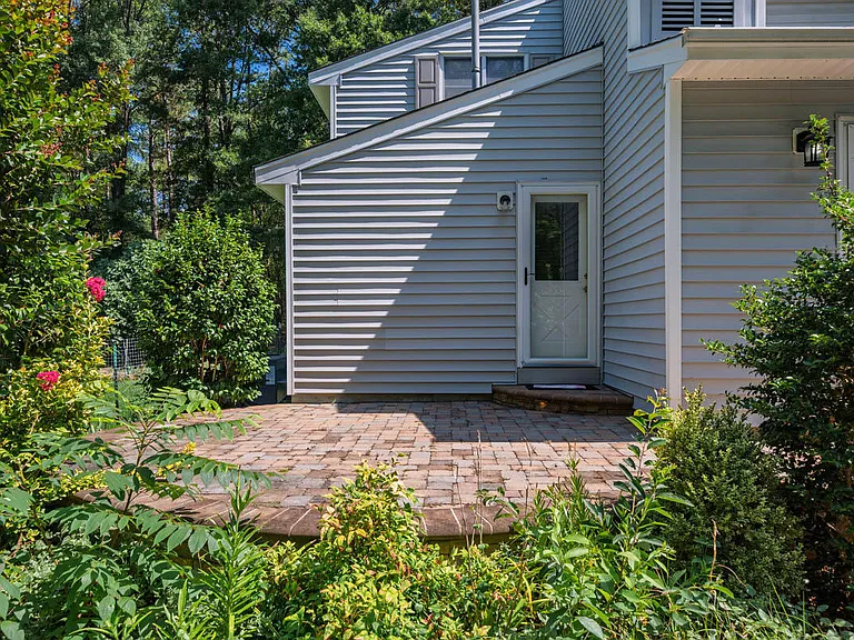 7 Twin Lakes Dr — Photo 33