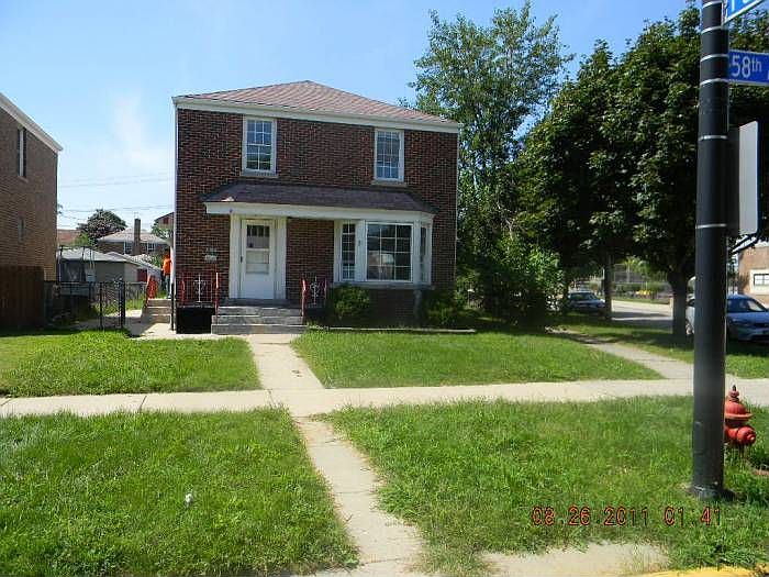 FRONT OF THE HOUSE