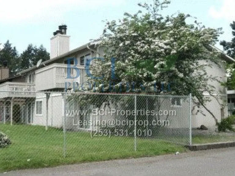 3902 S Mason Loop Rd #4 — Photo 2