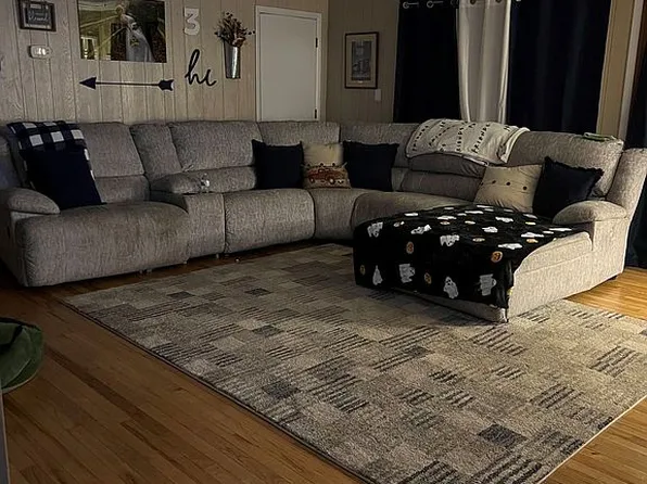 6192 Huff Creek Hwy, Davin, WV 25617