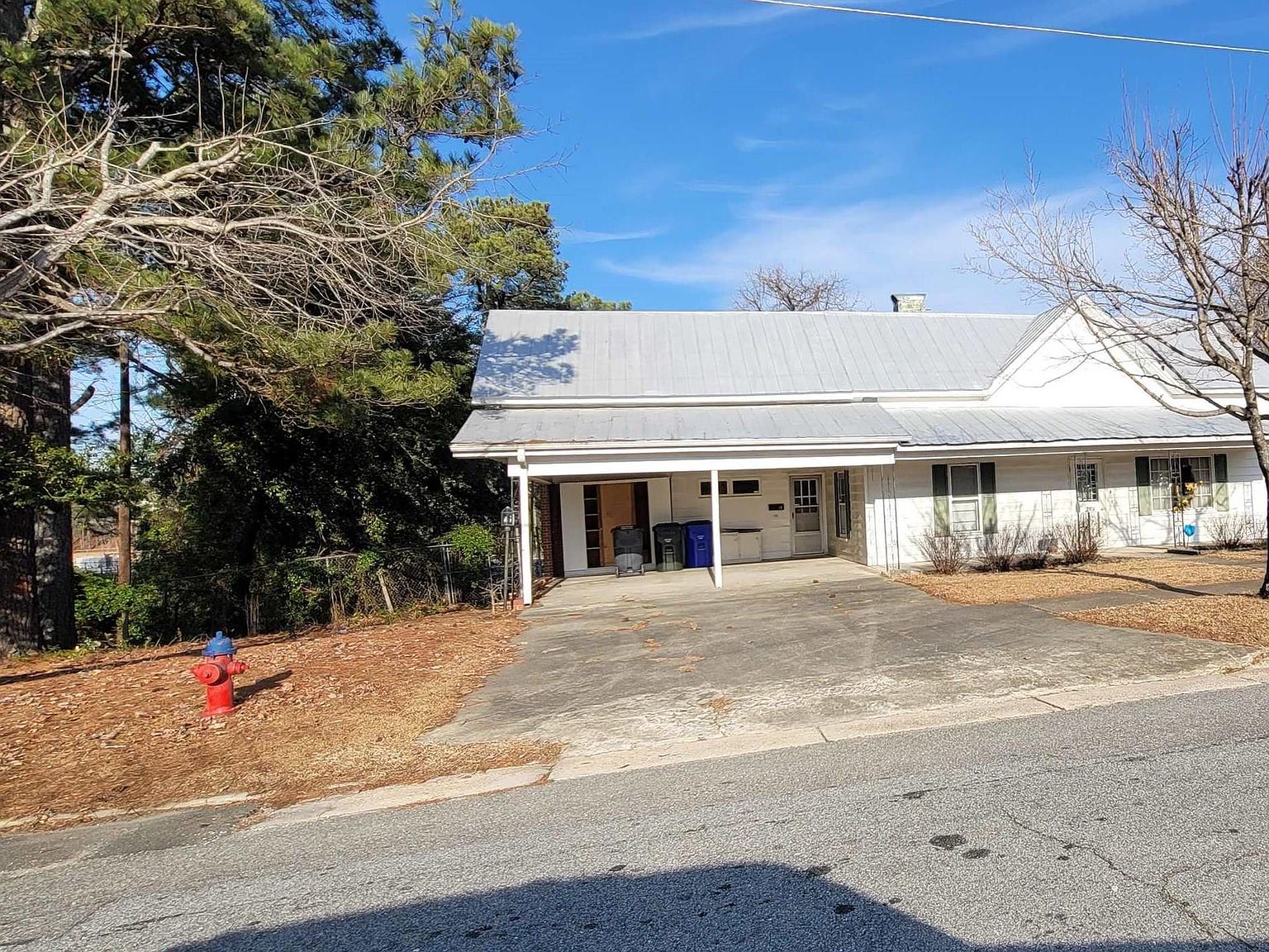 210 W Hill St, Benson, NC 27504 Zillow