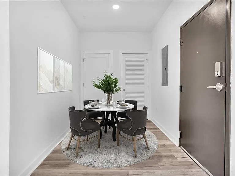 525 Parkway Dr NE #518 — Photo 4