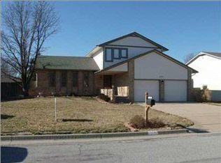 2125 S Linden St, Wichita, KS 67207