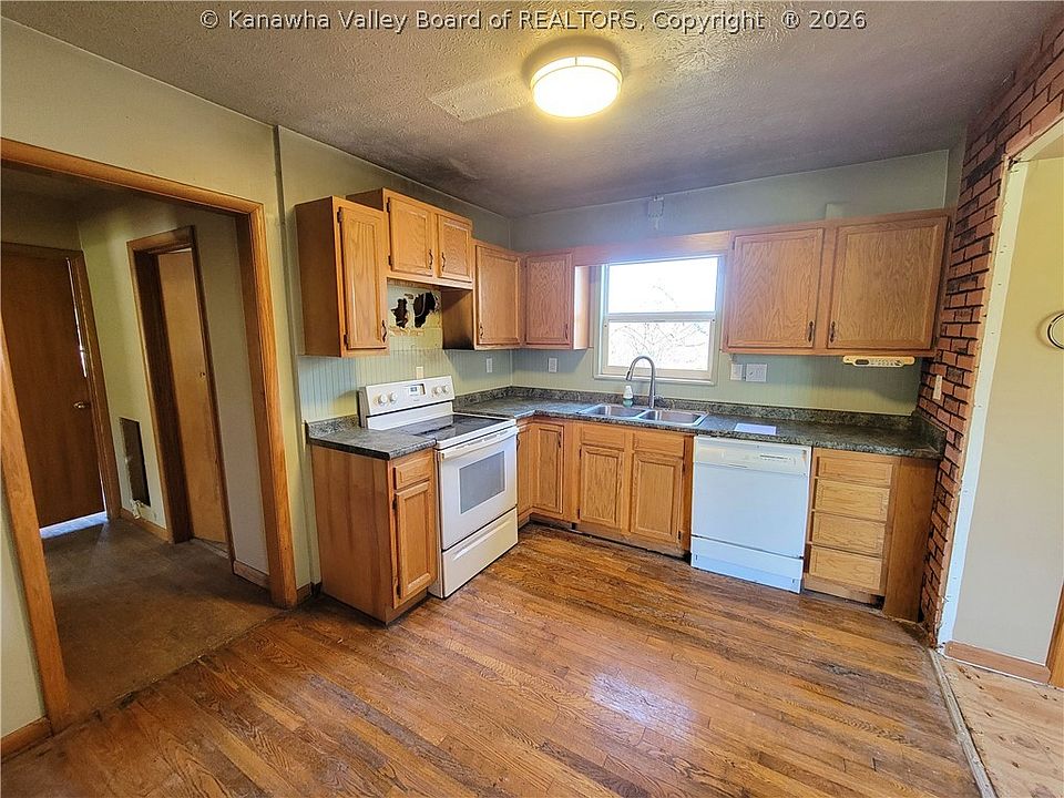 4th image of 518 High St