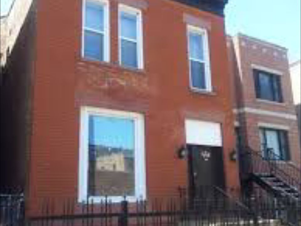 1st image of 3726 S Calumet Avenue # Fl 1ST